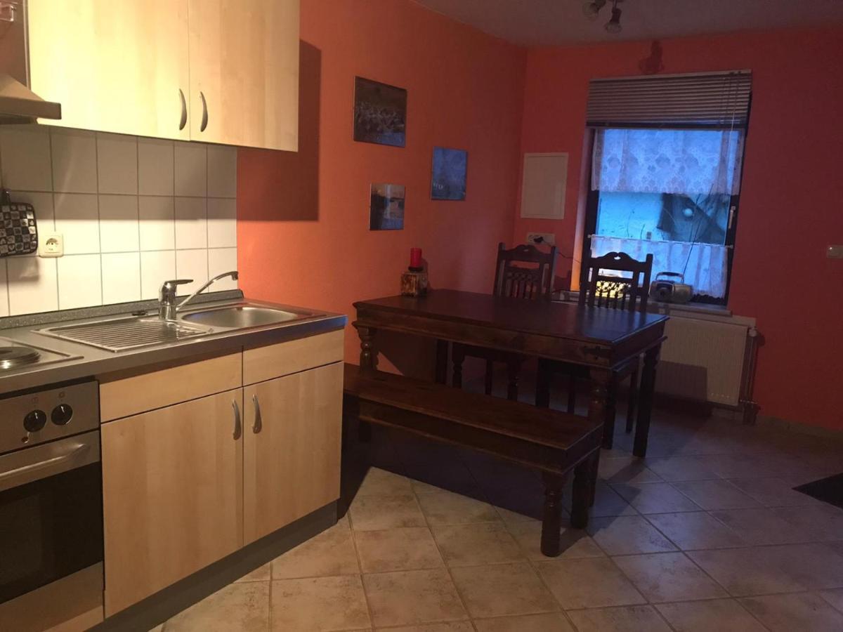 Ferienwohnung Storchenhof Niepars Bagian luar foto