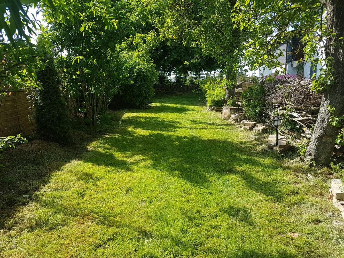 Ferienwohnung Storchenhof Niepars Bagian luar foto